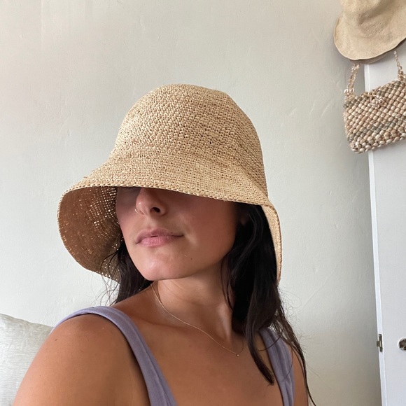 Rafia straw bucket hat - Picture 2 of 6